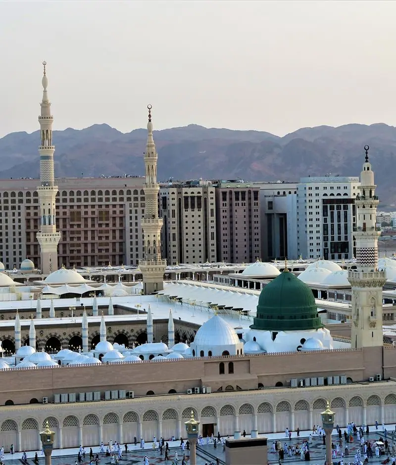Pilgrims on a Ziyarat tour of the holy sites